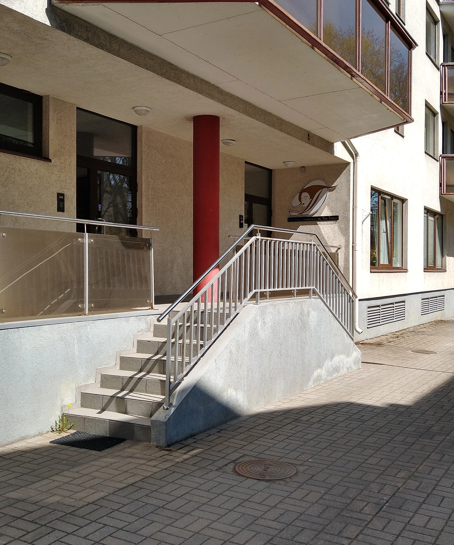 Dr. Tiia Tamme kliiniku sissepääs